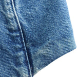 Shorts vaqueros con mariposas bordadas y adornados con perlas