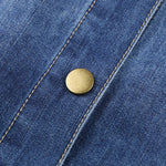 Vestido midi vaquero sin mangas con botones y aberturas en la parte delantera