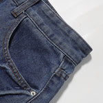 Bermudas vaqueras rasgadas con parches de camuflaje