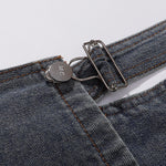 Pantalones vaqueros holgados con estampado de serpiente