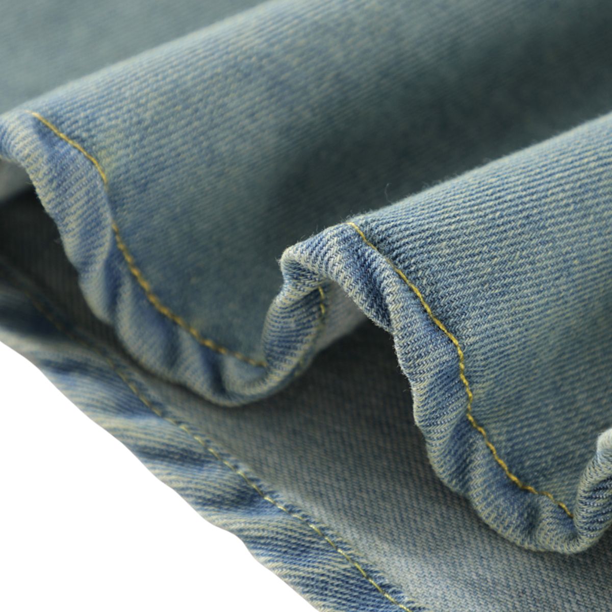 Falda vaquera con bordado de perlas y lavado vintage