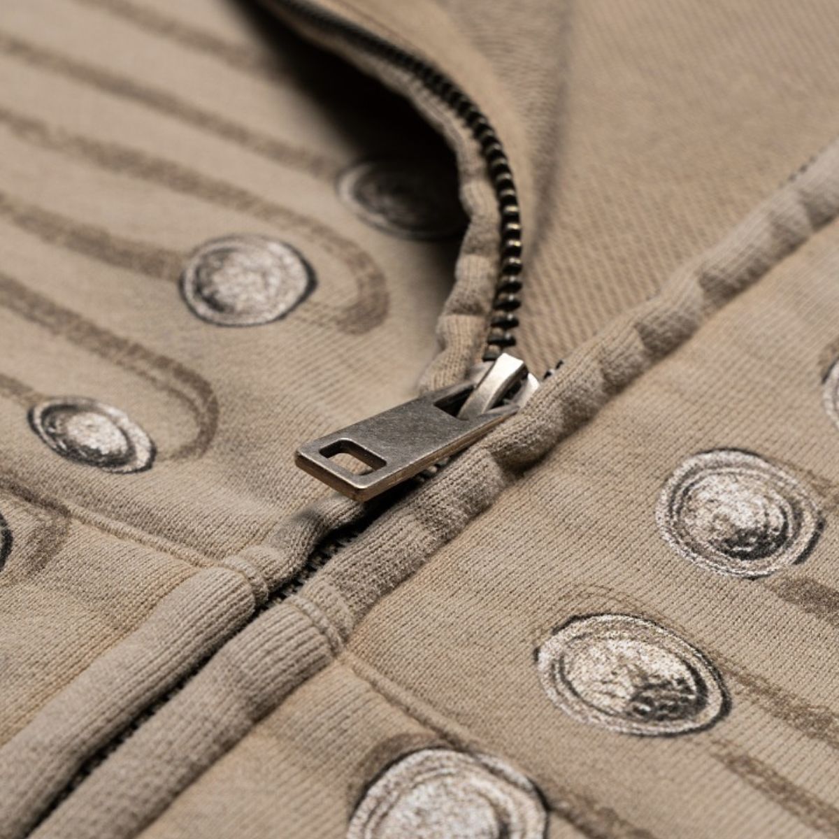 Light‑Soft Vintage Snow‑Washed Drawstring Button‑Print Zip‑Up Hoodie