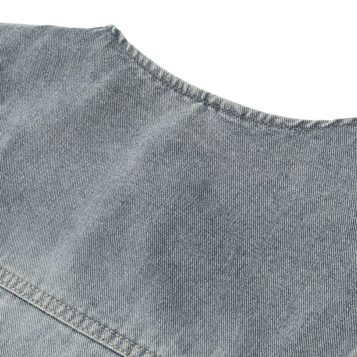 Shorts vaqueros con mariposas bordadas y adornados con perlas