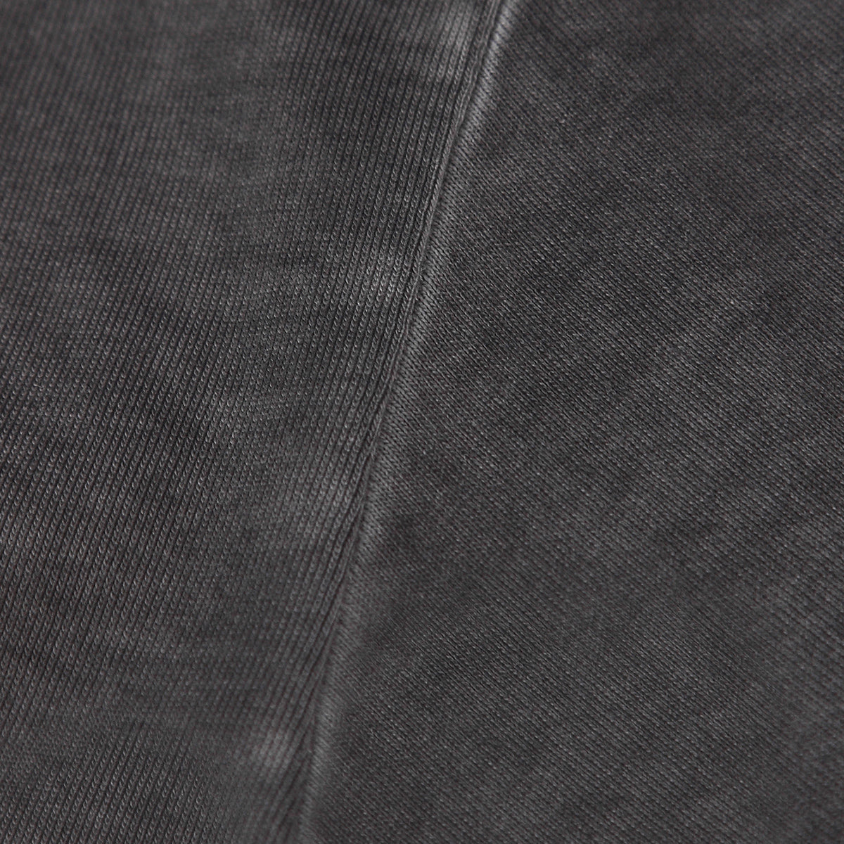 Camiseta holgada con lavado intenso de 7.8 oz