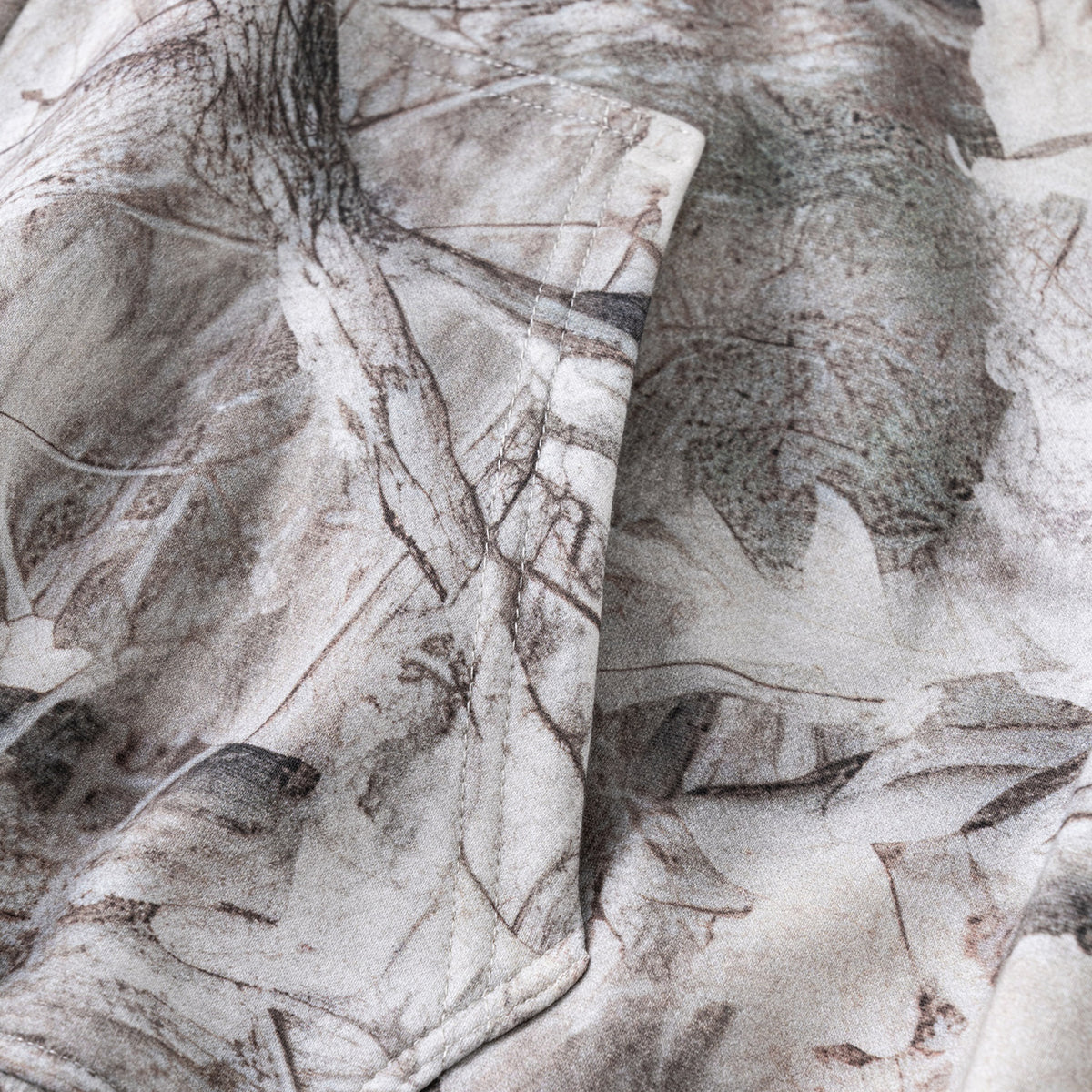 Double-Slider Zipper Branch Camouflage Fleece Hoodie