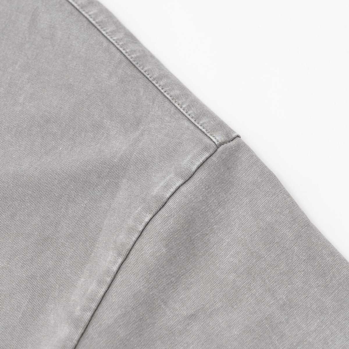 Polo lavado de color en contraste de 8.5 oz