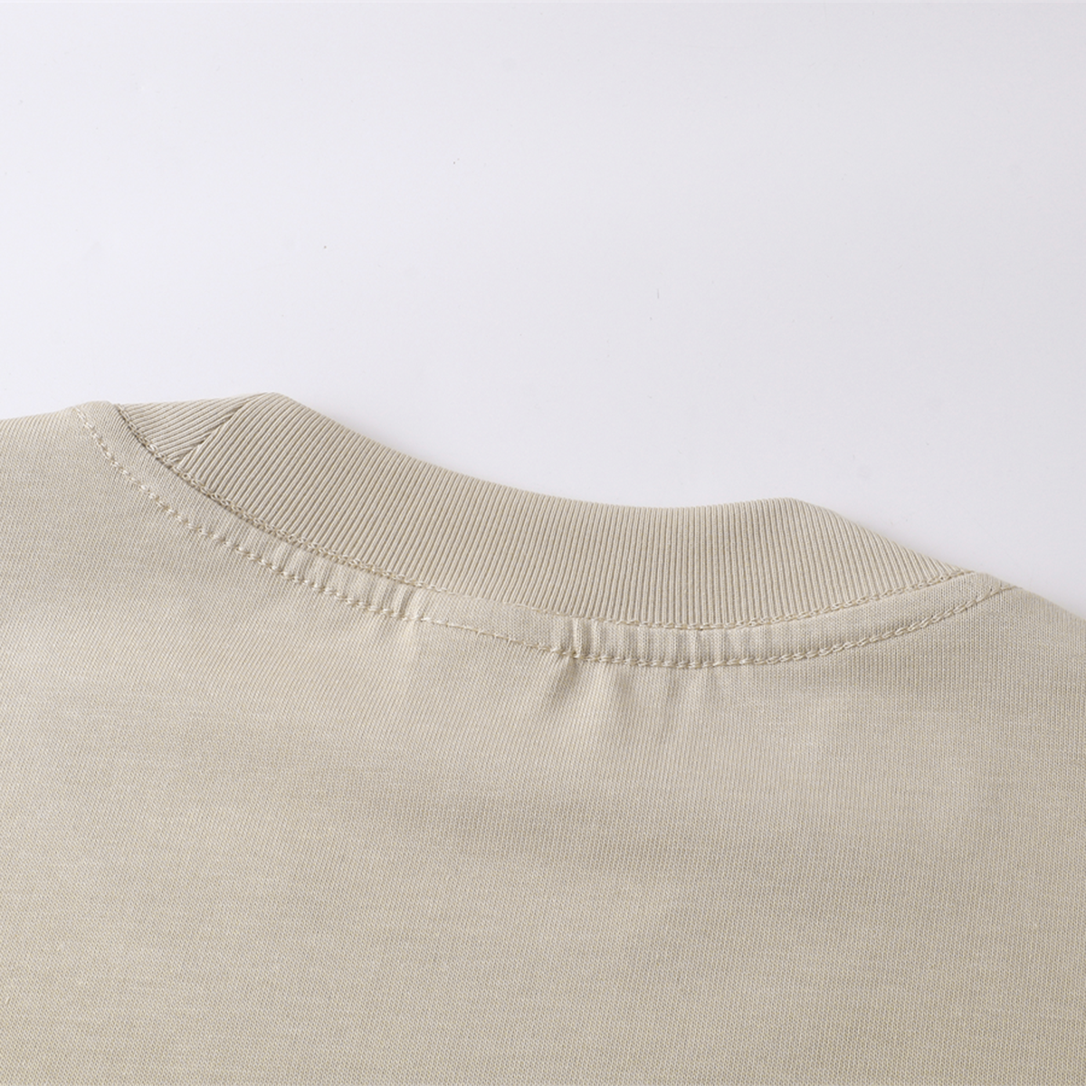 Camiseta cuadrada de color sólido de peso pesado de 8.25 oz