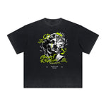 Camiseta gráfica gruesa con estilo grafiti descolorido