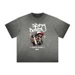 Camiseta con estampado vintage de grafiti deshilachado