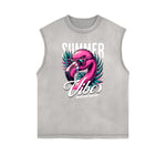 Camiseta sin mangas con gráfico navideño y bordes deshilachados