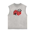 Camiseta sin mangas con grafiti de arte callejero y dobladillo deshilachado