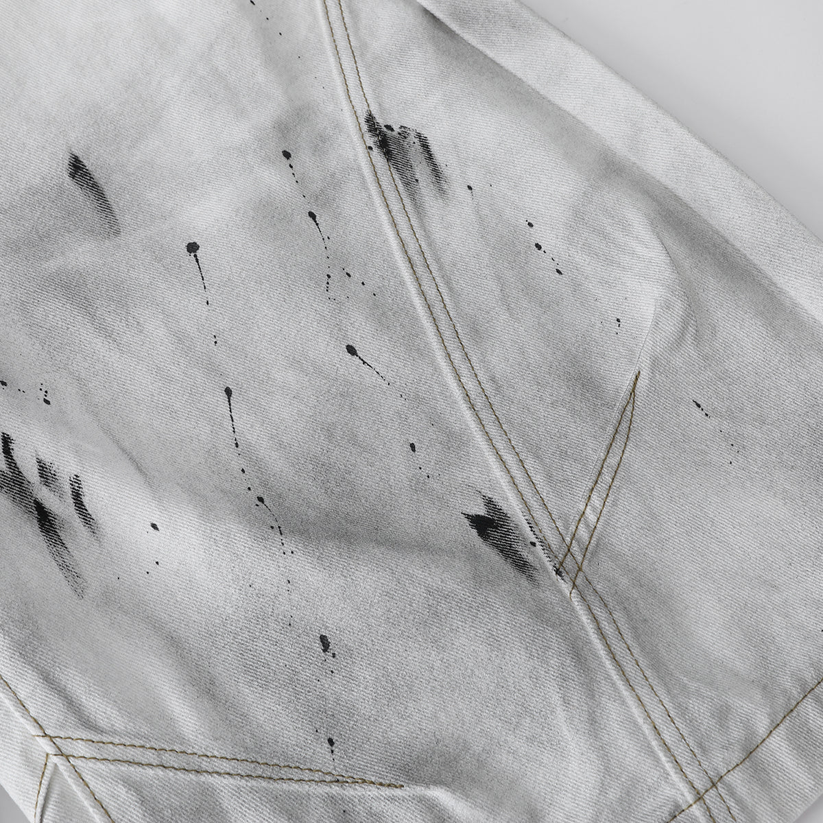 Ink-splatter Barrel Leg Denim Shorts