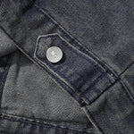 Shorts vaqueros con mariposas bordadas y adornados con perlas