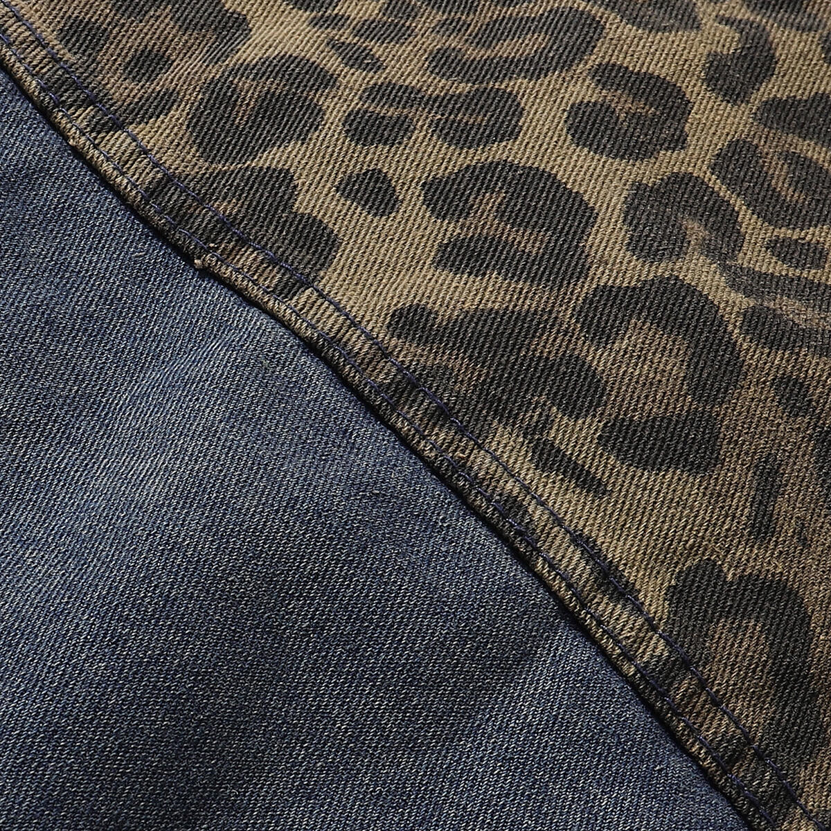 Shorts vaqueros con mariposas bordadas y adornados con perlas