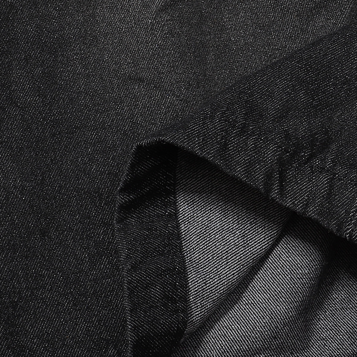 Bermudas vaqueras rasgadas con parches de camuflaje