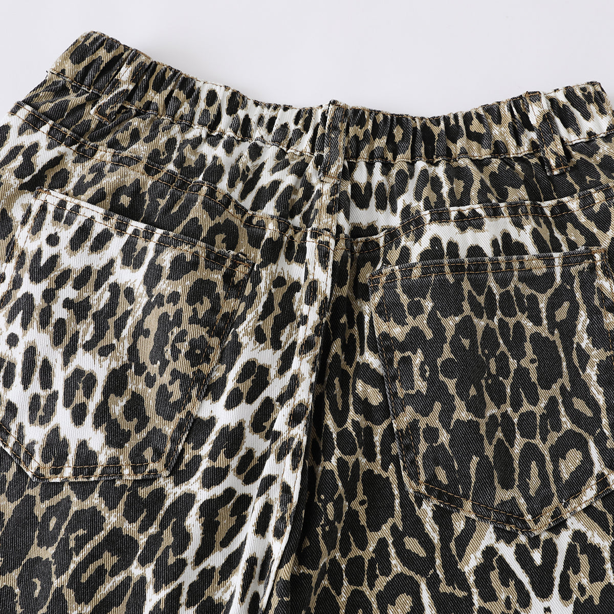 Straight Leg Leopard Bermuda Cotton Shorts