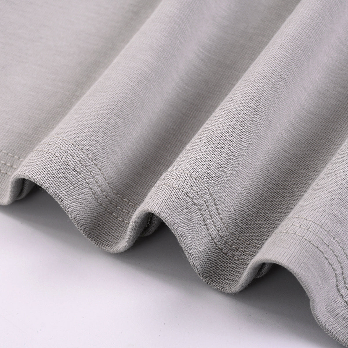 Solid-Color V-Neck Cotton T-Shirt 215gsm