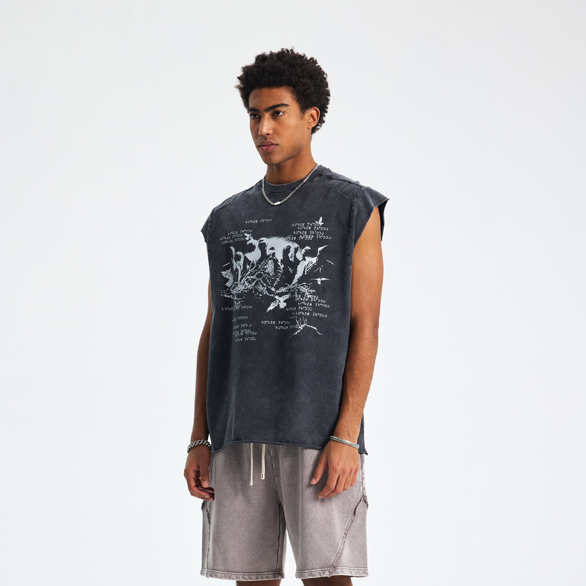 Camiseta sin mangas con gráfico de bordes sin rematar estilo streetwear vintage