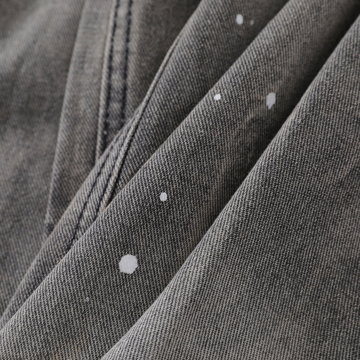 Paint Splatter Panel Stitching Barrel-Leg Jeans