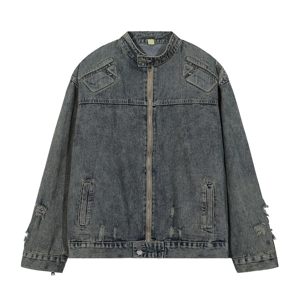 Shorts vaqueros con mariposas bordadas y adornados con perlas