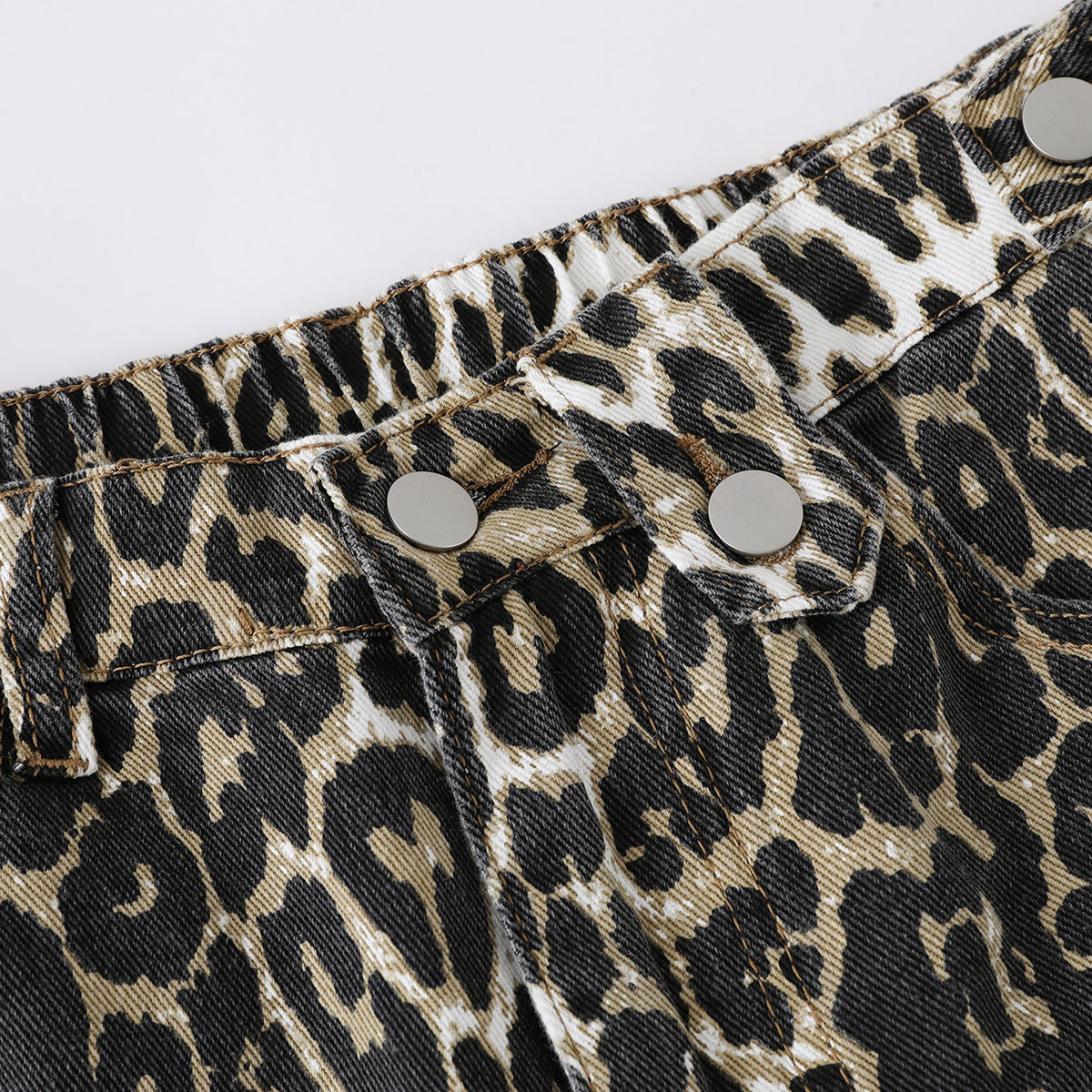 Straight Leg Leopard Bermuda Cotton Shorts