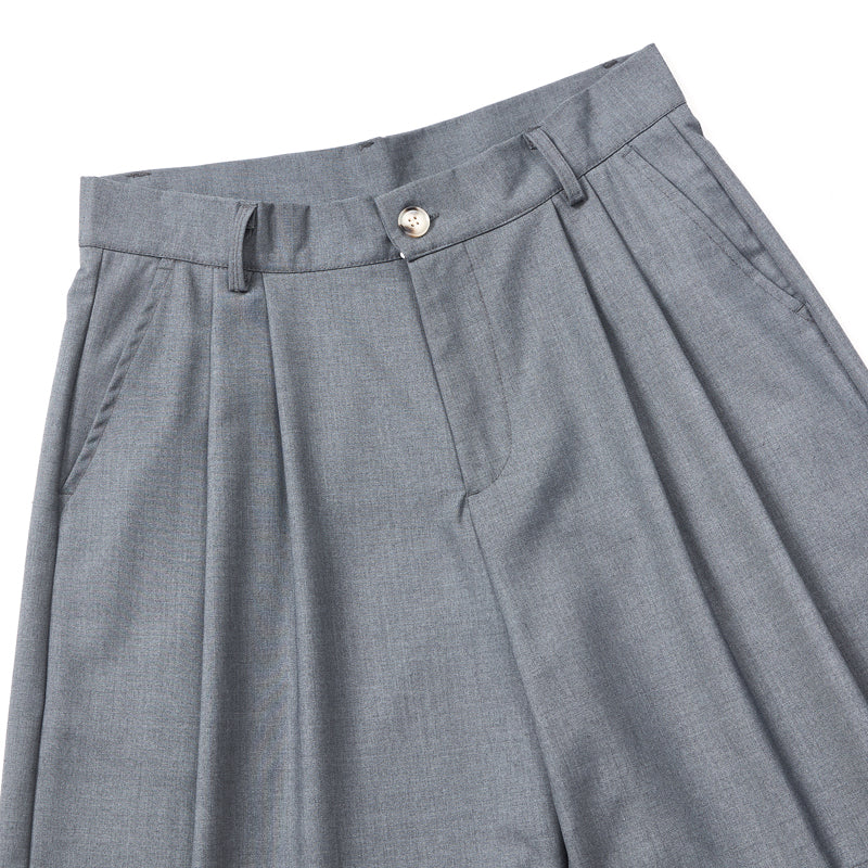 Double Pleat Relaxed Fit Bermuda Shorts