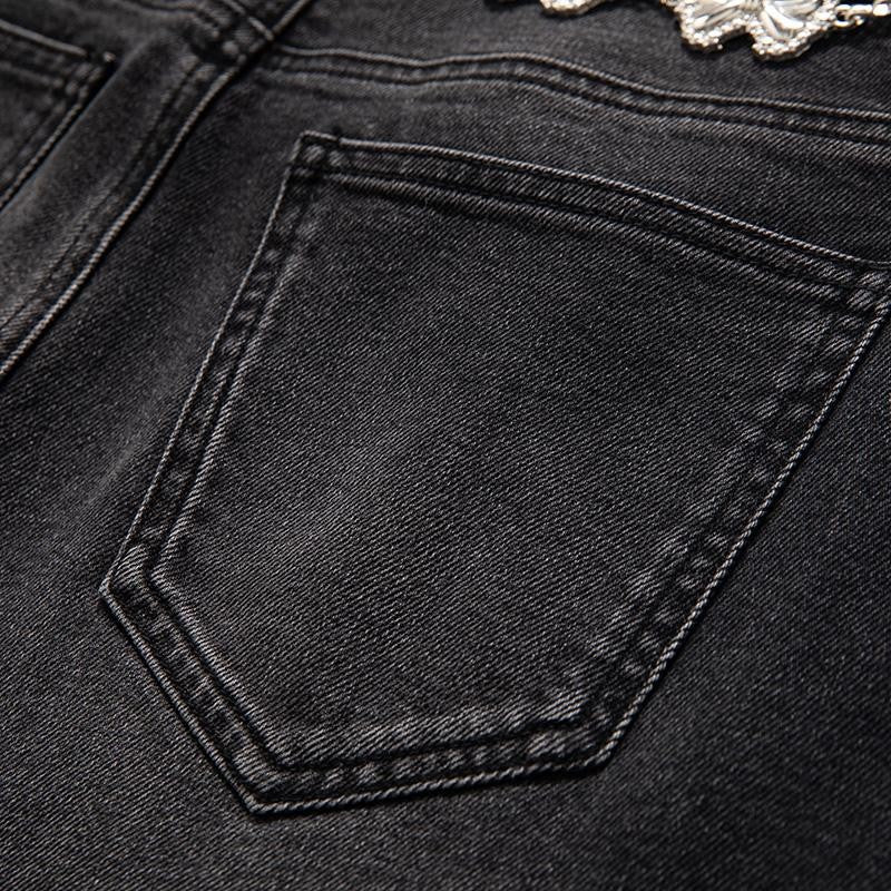 Vaqueros bordados con perlas y diamantes de imitación transferidos