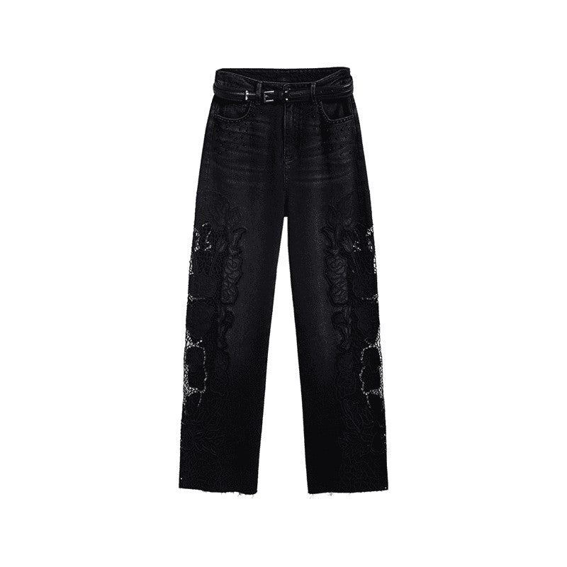 Vaqueros de cintura alta con aberturas y cuentas de perlas