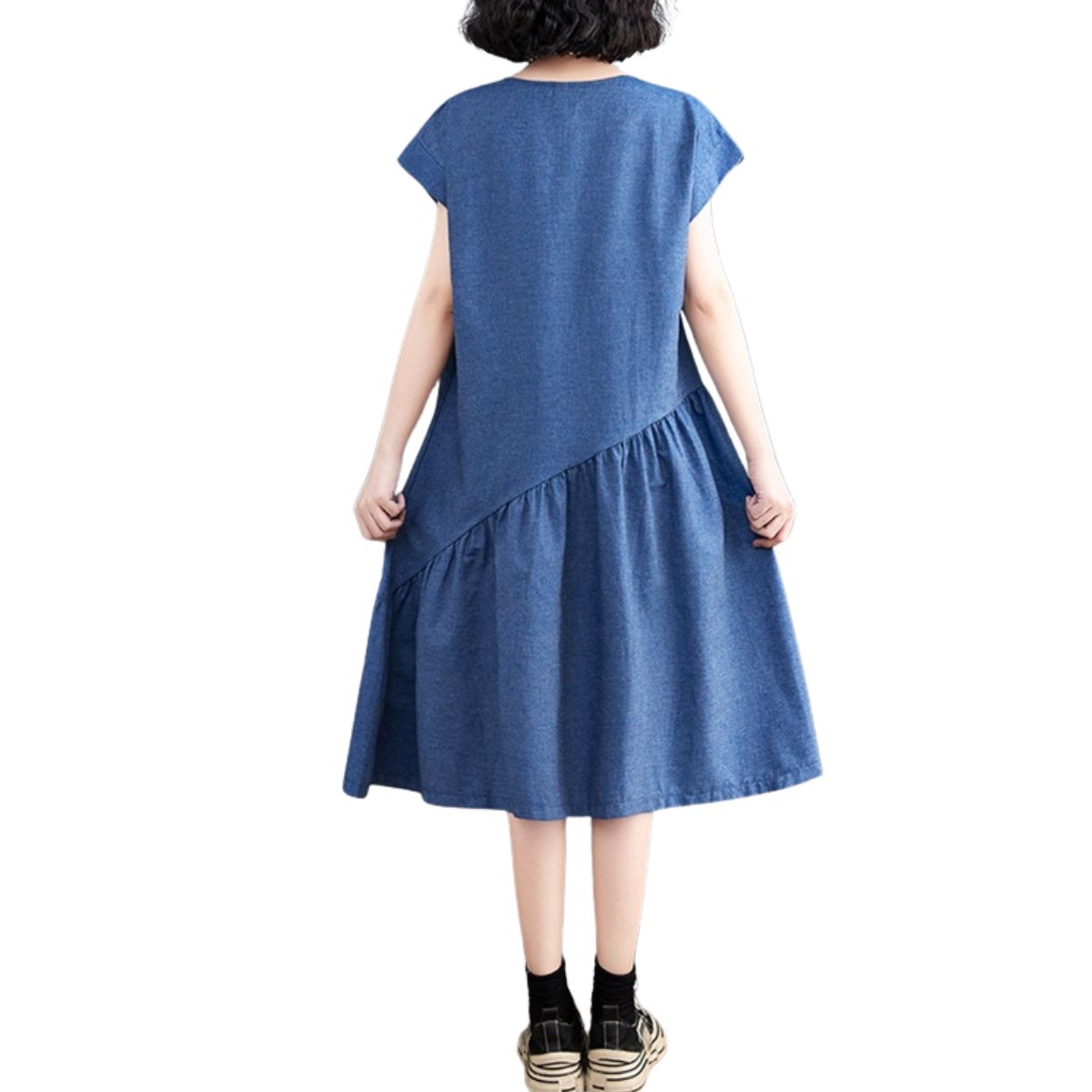 Vestido midi vaquero extragrande con mangas cortas