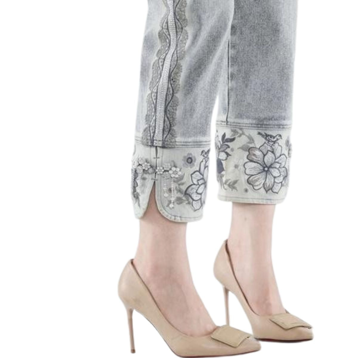 Risen Jeans Relaxed-Fit Patchwork Embroidered Cropped Jeans