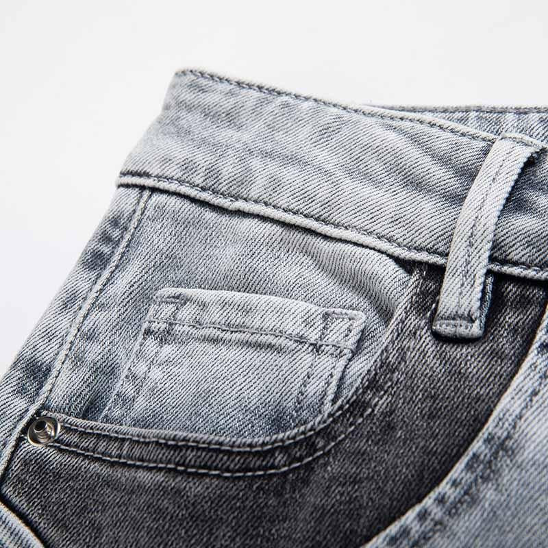 Risen Jeans Patchwork Pearl-Frog Closure Embroidered Jeans