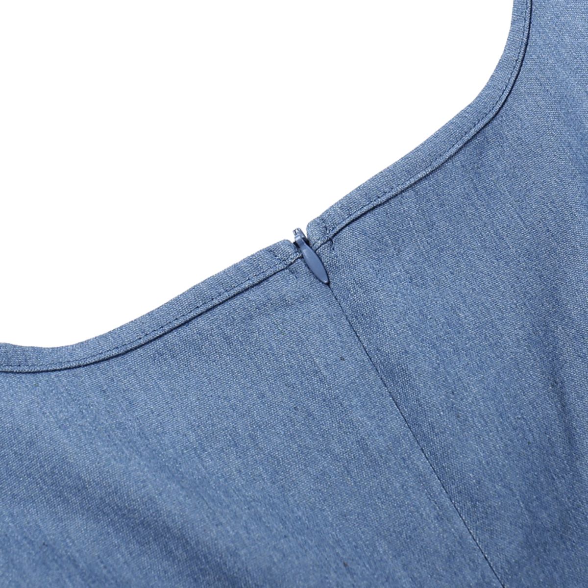 Vestido mini de mezclilla con apliques florales