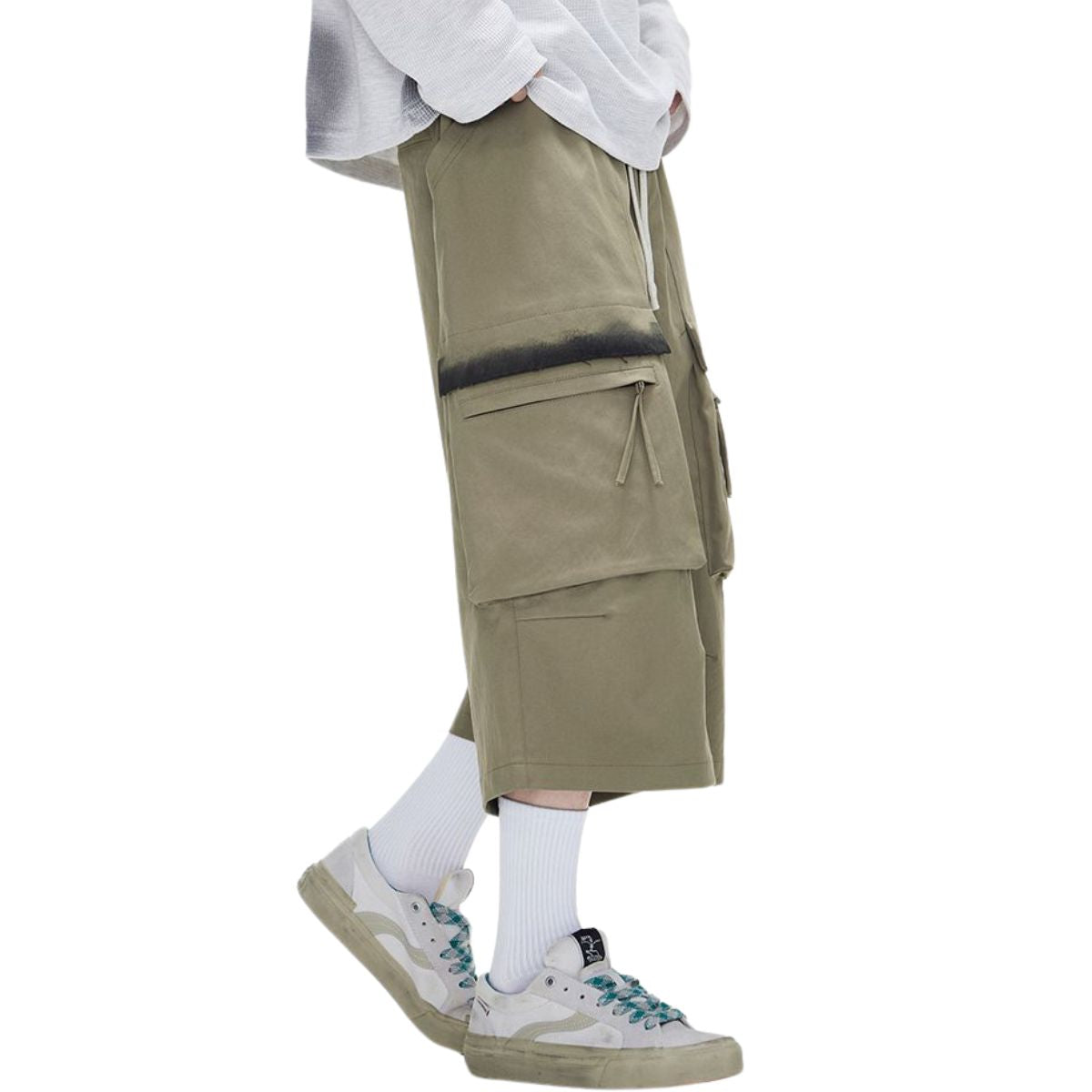 Pantalones cargo de pierna ancha y corte tobillero