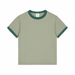 Camiseta Ringer de corte clásico para mujer de 6.9 oz