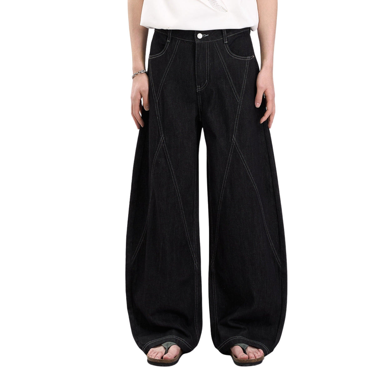 Vintage Washed Paneled Barrel-Leg Baggy Jeans