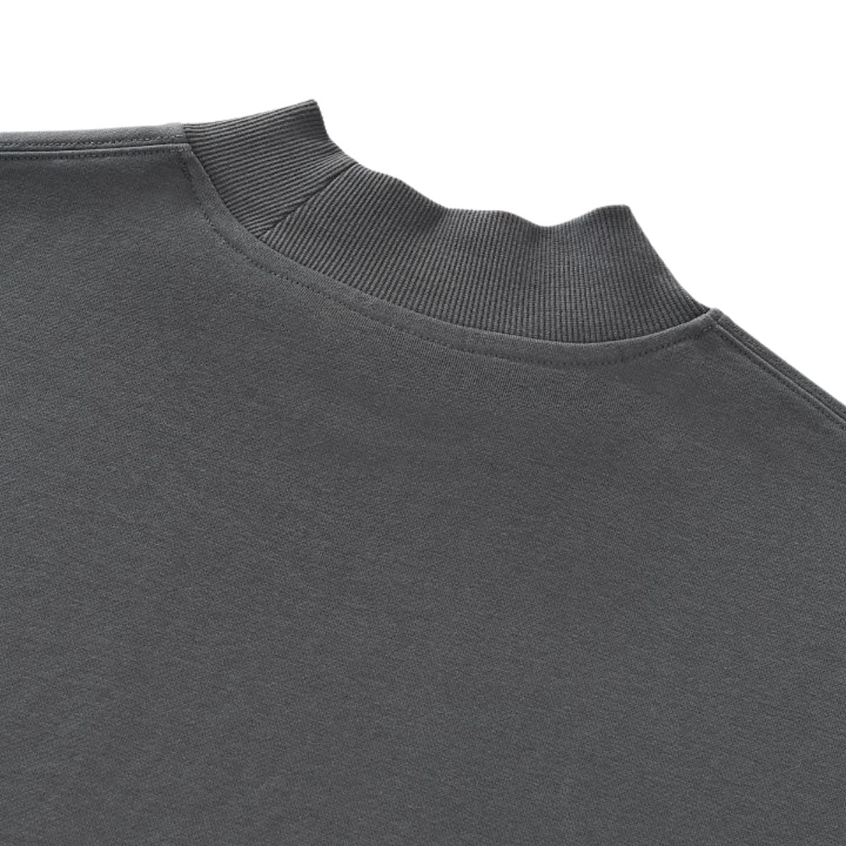 Short‑Wide Mock Neck Sweatshirt With Raw Frayed Loop Hem