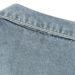 Shorts vaqueros con mariposas bordadas y adornados con perlas