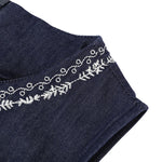 Falda vaquera con bordado de perlas y lavado vintage