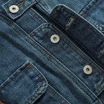 Shorts vaqueros con mariposas bordadas y adornados con perlas