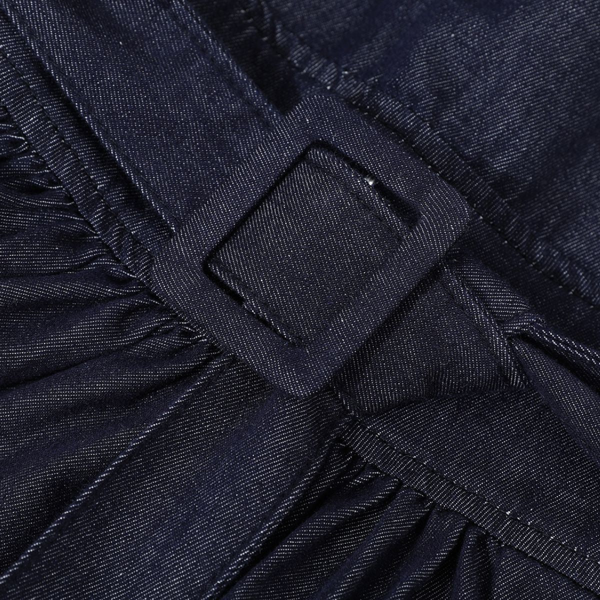 Falda vaquera con bordado de perlas y lavado vintage