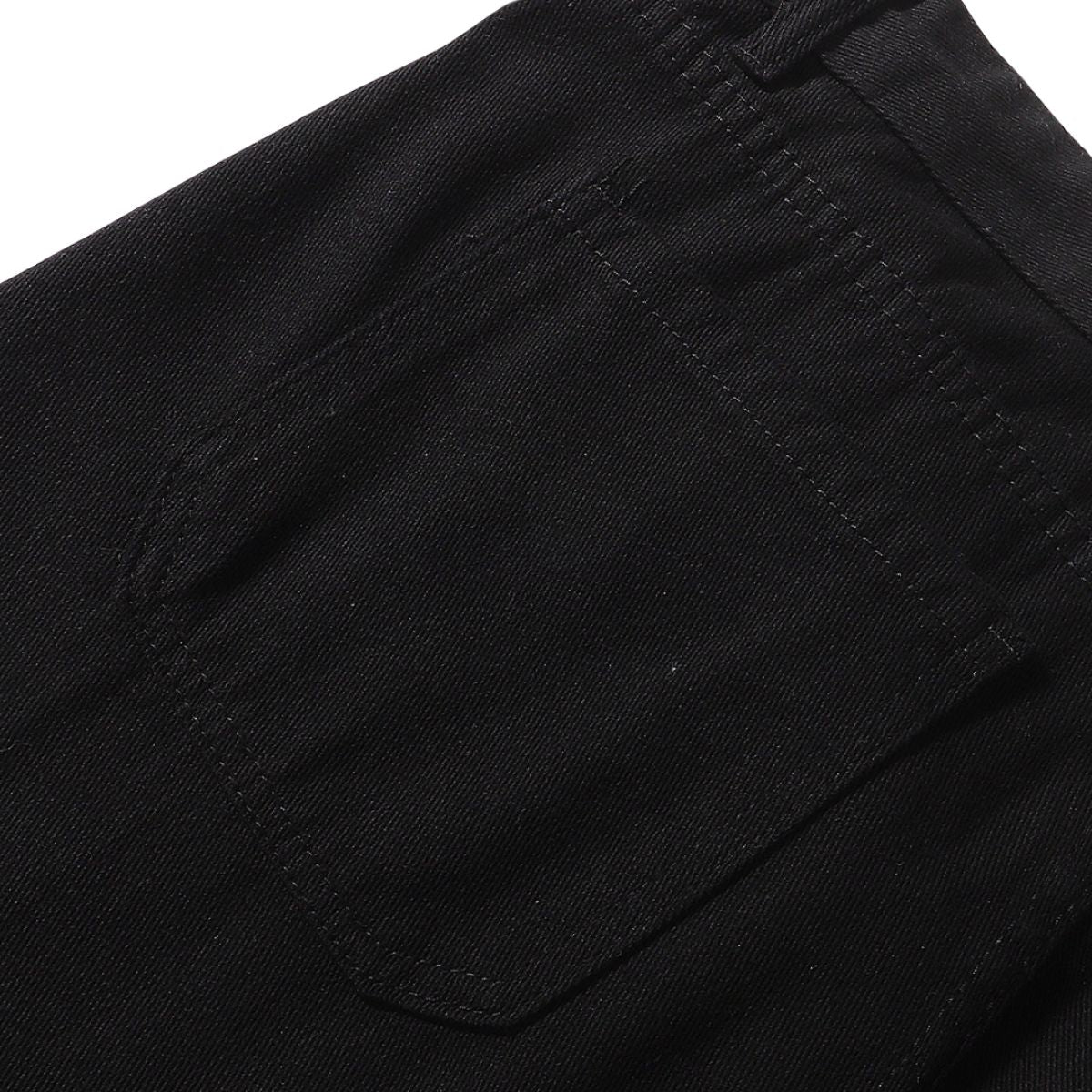 Bermudas con lavado vintage y salpicaduras de tinta
