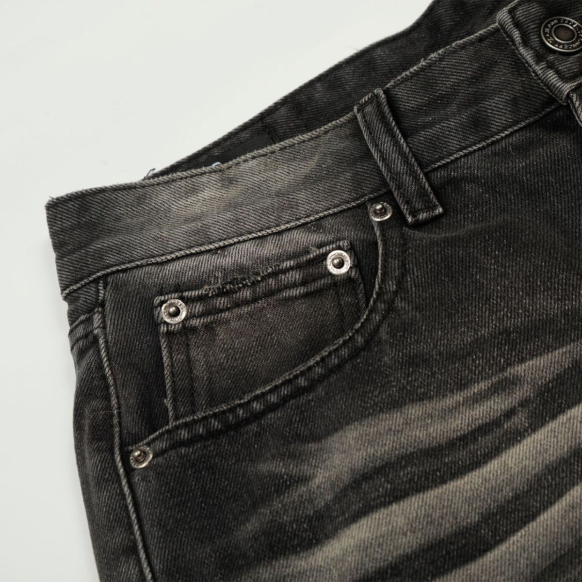 Premium High Street Hand-Rubbed Whisker Loose Jeans