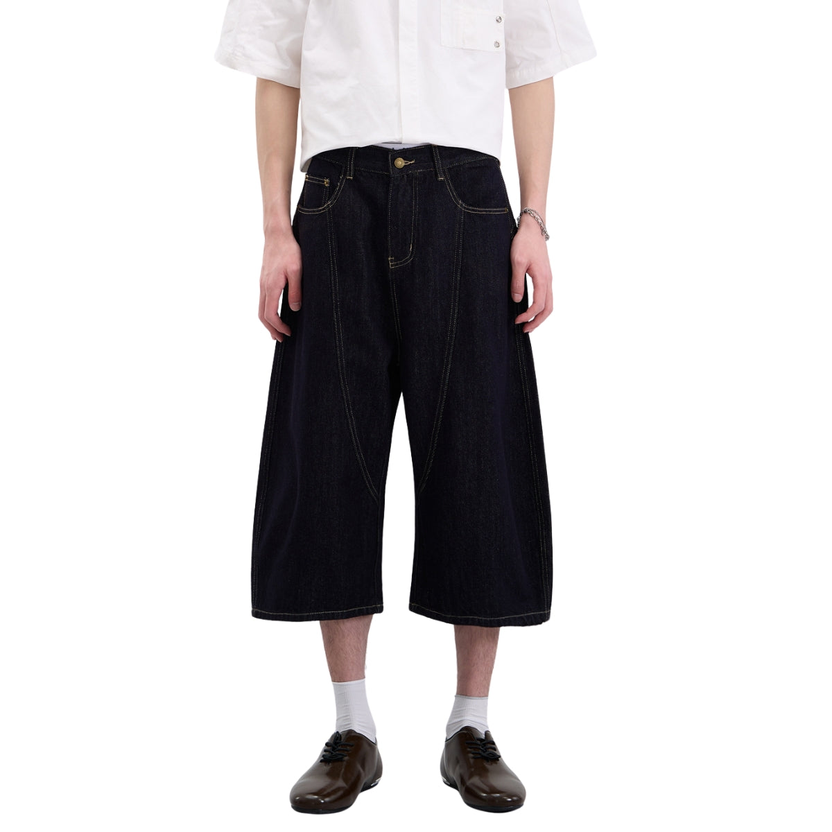 Bermudas con lavado vintage y salpicaduras de tinta