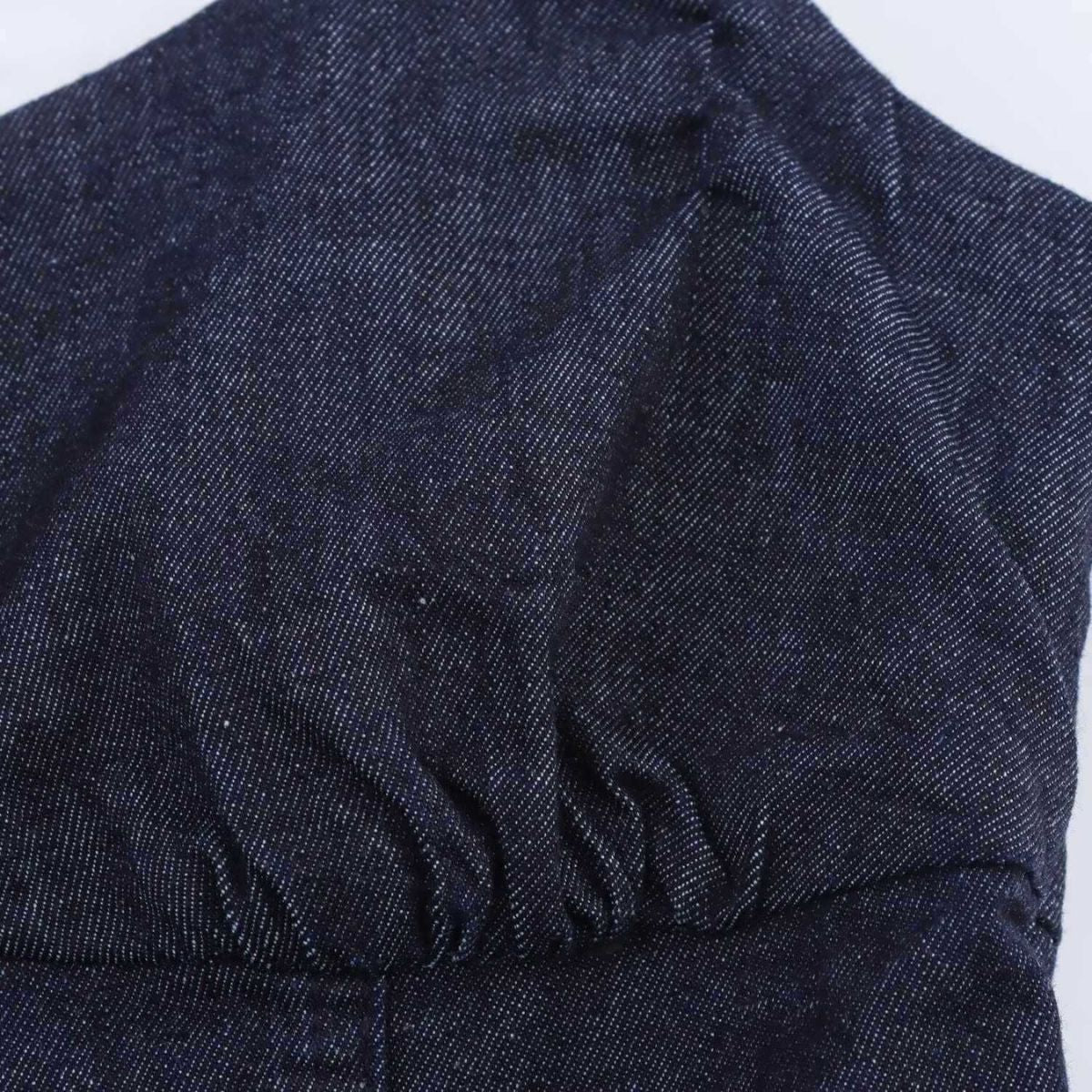 Falda vaquera con bordado de perlas y lavado vintage