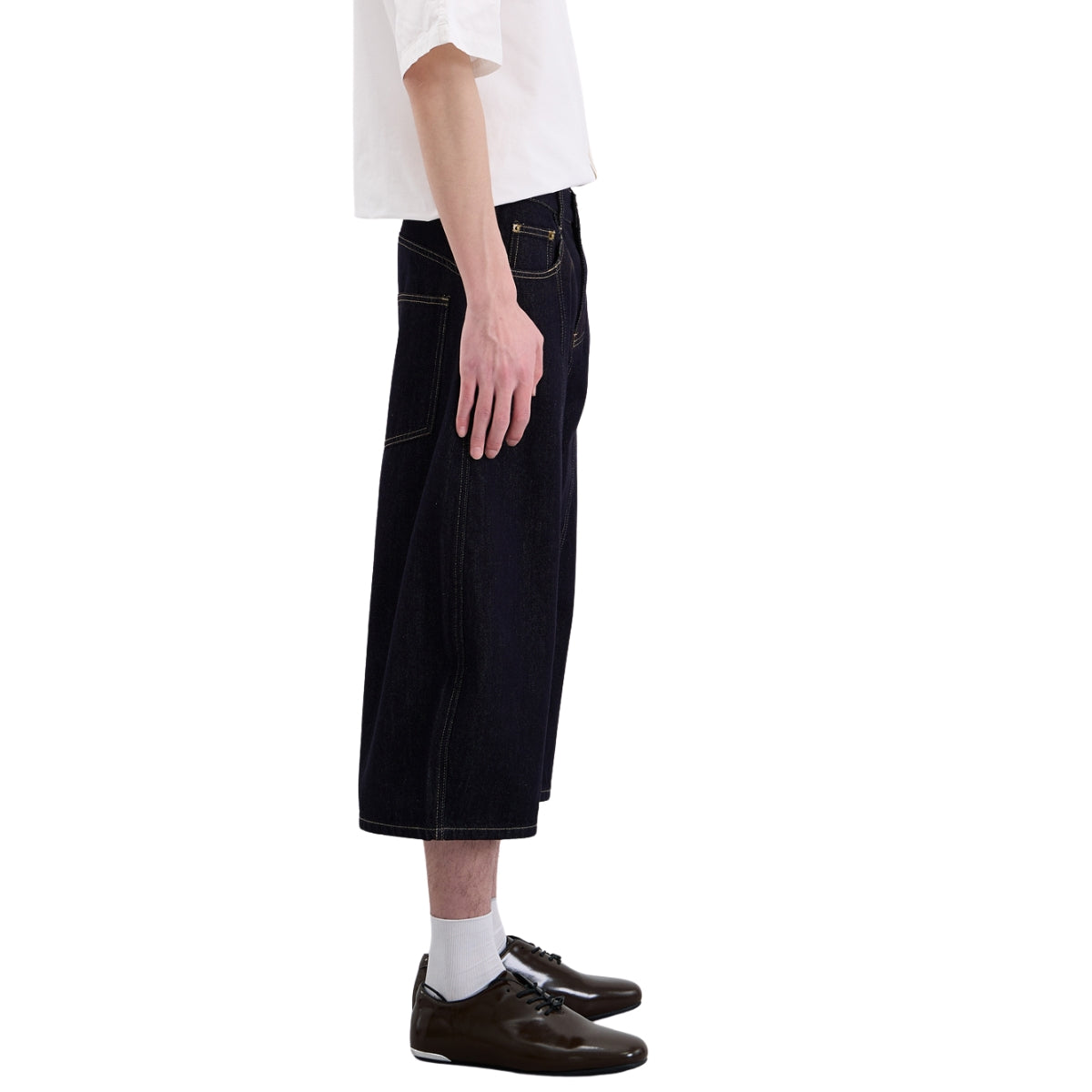 Bermudas con lavado vintage y salpicaduras de tinta