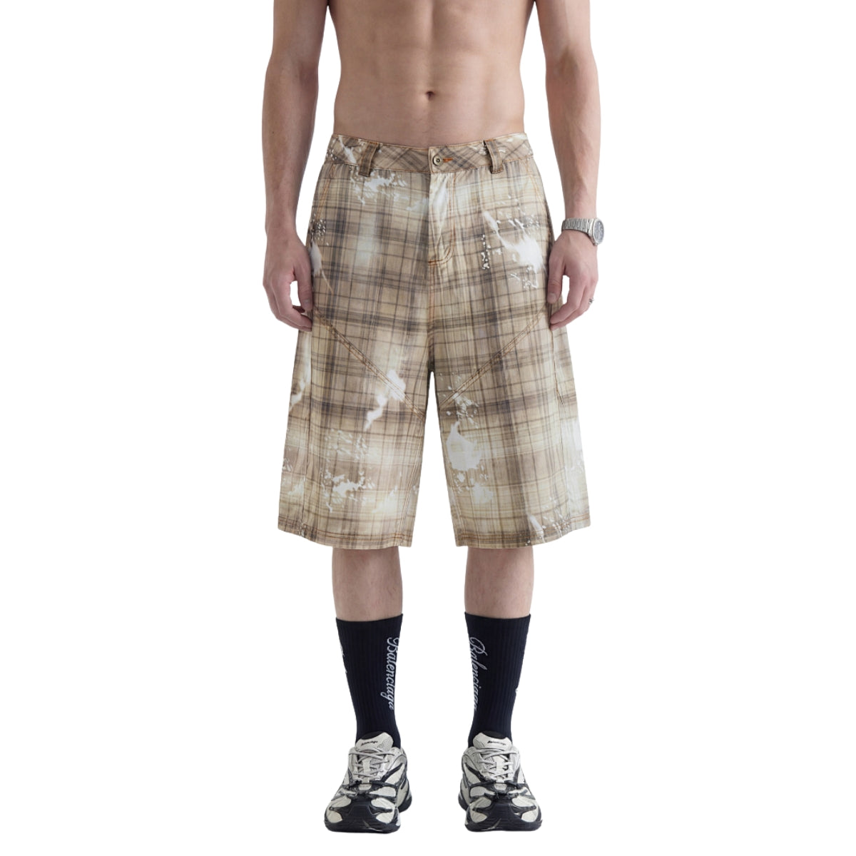 Bermudas vaqueras rasgadas con parches de camuflaje
