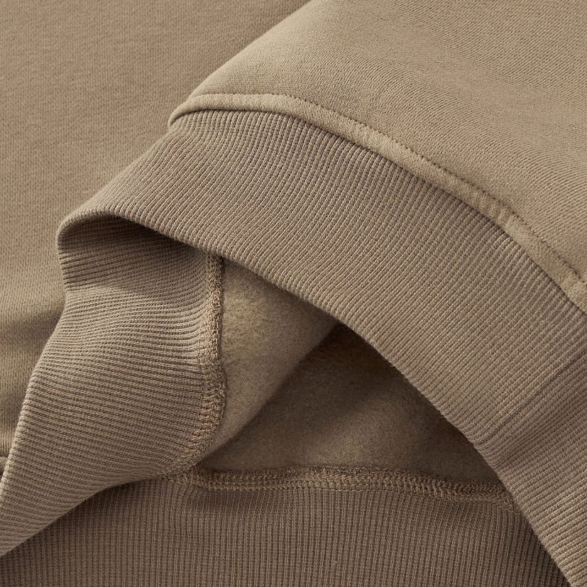 Heavyweight Fleece‑Lined Boxy Mock Neck Old‑Money Sweatshirt