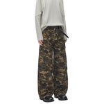 Camouflage Curved‑Blade Cargo Pants