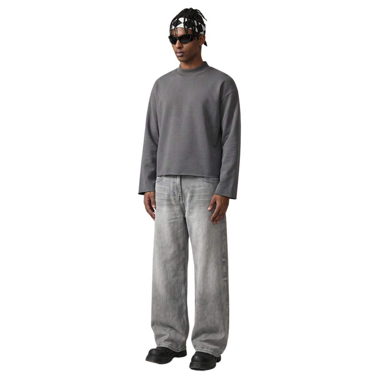 Short‑Wide Mock Neck Sweatshirt With Raw Frayed Loop Hem