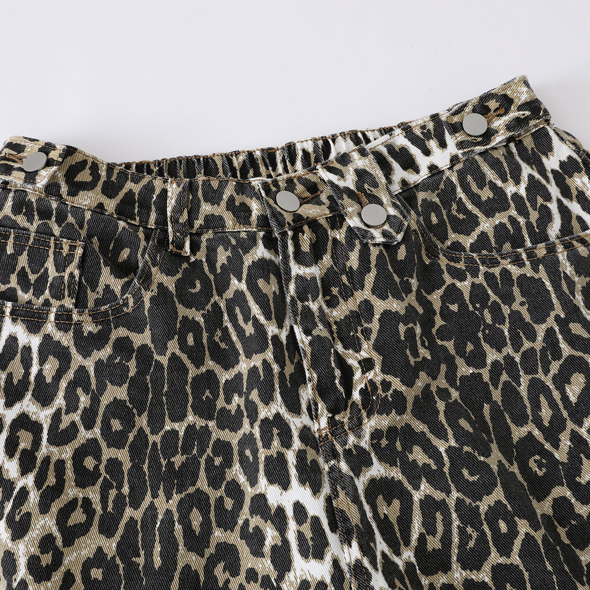 Straight Leg Leopard Bermuda Cotton Shorts
